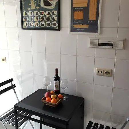 Daire 8 Bit Building - Another New Lisboa