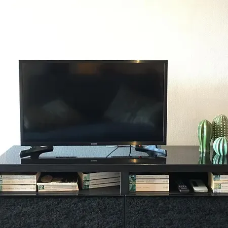 8 Bit Building - Another New Appartement *