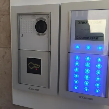 8 Bit Building - Another New 公寓 *