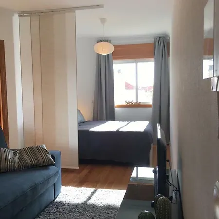 8 Bit Building - Another New Appartement *