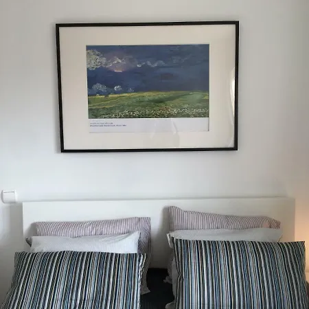 8 Bit Building - Another New アパート リスボン